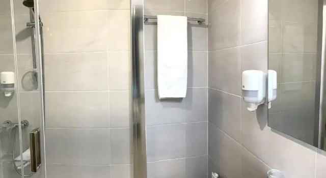 Номер Standard Pensión Donostiarra