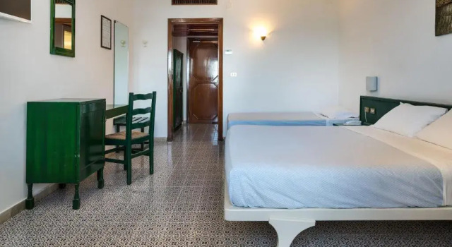 Четырёхместный номер Standard Saracen Sands Hotel & Congress Centre - Palermo