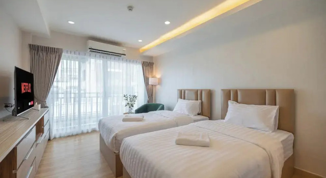 Двухместный номер Standard с балконом Exoresidence The Heart of Chinatown