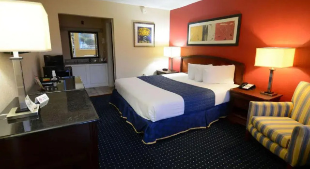 Двухместный номер Standard Magnuson Hotel Virginia Beach