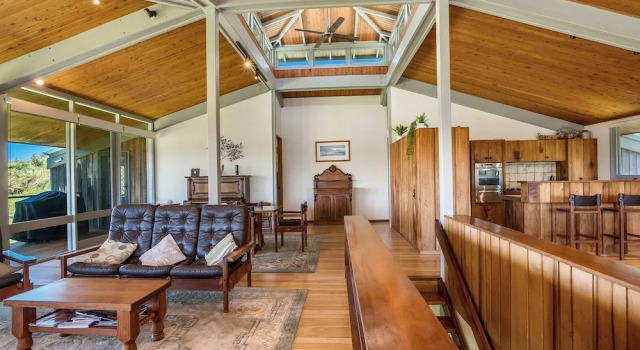 Cape Breeze - 5 BR home with headland views, Забронировать Отель Байрон-Бей Tweed Coast, рядом с Уотегос-Бич