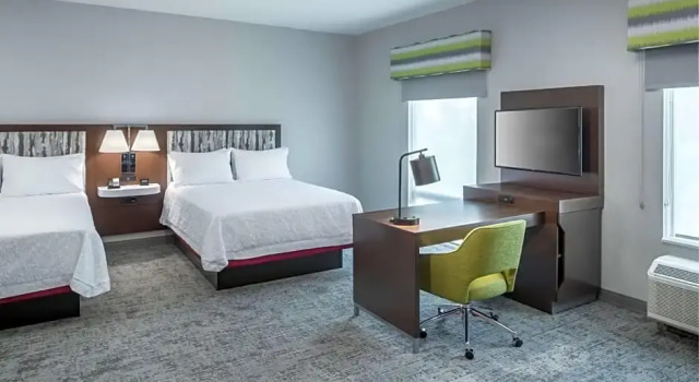Четырёхместный люкс Hampton Inn & Suites Cape Canaveral Cruise Port, Fl