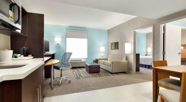 Двухместный люкс Home2 Suites by Hilton Middletown