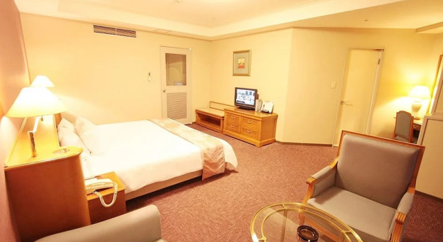 Двухместный номер Deluxe с балконом Sendai Hills Hotel