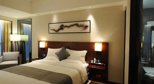 Homewise Hotel
