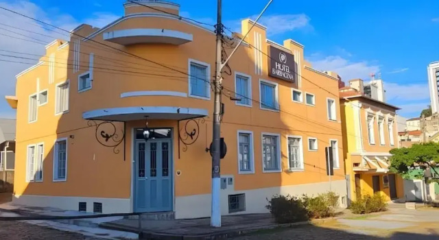 Hotel Barbacena, Забронировать Отель Барбасена Минас-Жерайс