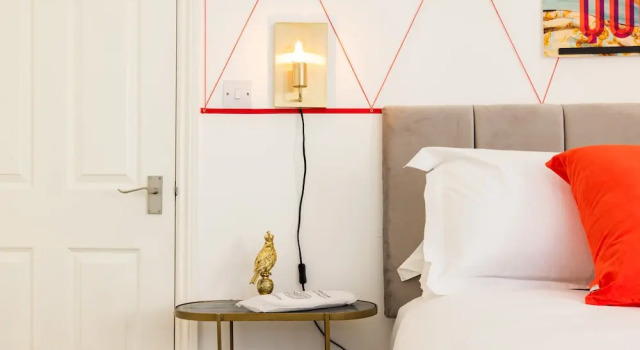 Апартаменты Deluxe Mornington Crescent Apartments