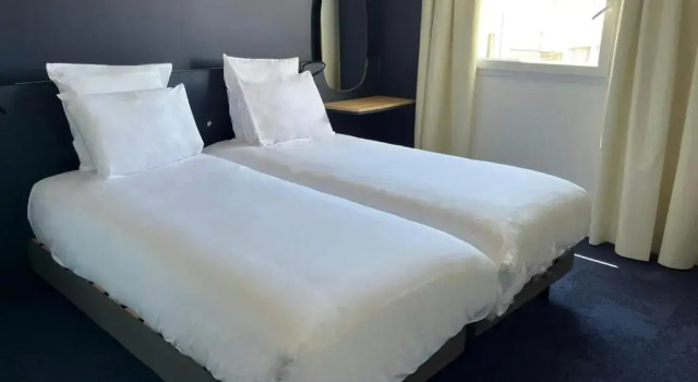 Двухместный номер Standard Golden Tulip Hotel & Rooftop Martigues Provence