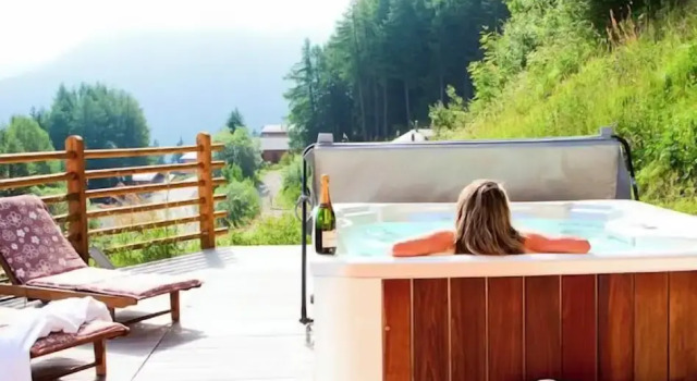Шале с 5 комнатами с балконом Chalet Auriane