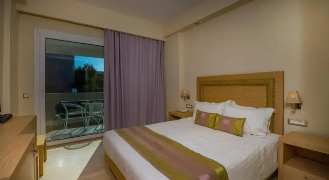Номер Standard Alexandra Beach Resort & Spa