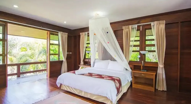 West Wonder Resort, Забронировать Курортный отель Отели Канчанабури с парковкой, рядом с Железнодорожный вокзал Канчанабури, Парковка