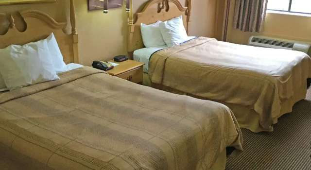 Четырёхместный номер Standard Quality Inn & Suites Kilgore-Longview