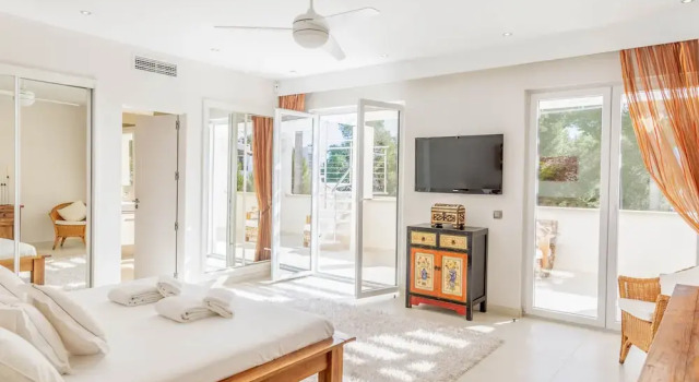 Cala Dor Luxurious Sea Vews Villa With Pool, Book Villa Santanyi Mallorca