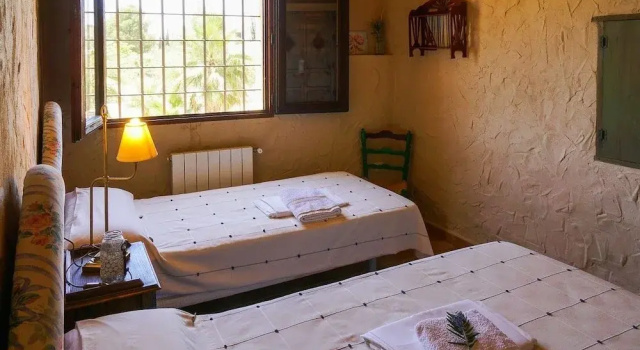 Casas de Ainás, Varaa Hotelli  