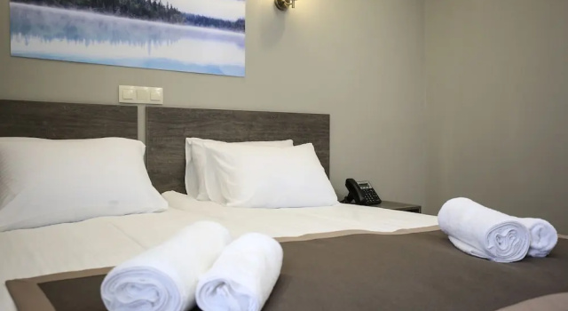 Двухместный номер Standard с балконом Отель Geography Hotel