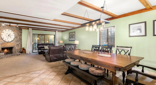 Fall into all the Smokies have to offer in this great mountain escape-Over 1500 Square Feet and Sleeps 9, Забронировать Отель Гатлинберг Great Smoky Mountains National Park