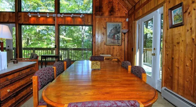Mountainside Lodge