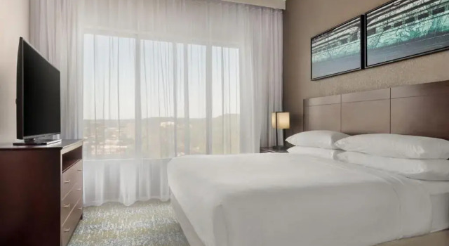 Двухместный полулюкс Delta Hotels by Marriott Bristol
