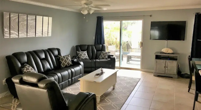 Destin Sands Condos by Panhandle Getaways, Varaa Huoneisto Destin Emerald Coast