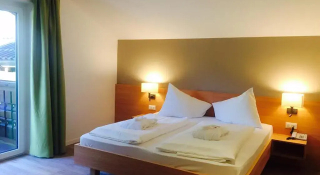 Hotel Gerstgras, Забронировать Отель Мазо-Корто Валь Сеналес
