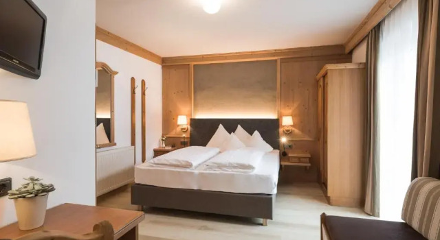 Двухместный номер Standard с балконом Hotel Alpenhof