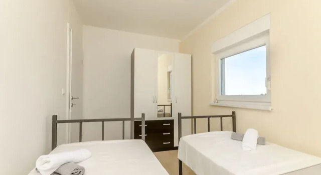 Apartments Lorena, Забронировать Апартаменты/квартира Округ-Горнджи 