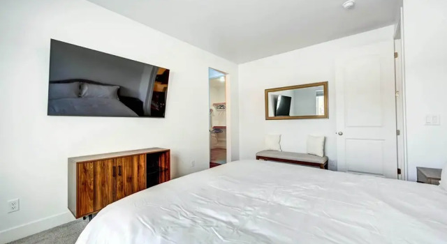 12 Mi to Dtwn Flagstaff: Spacious Bellemont Home!
