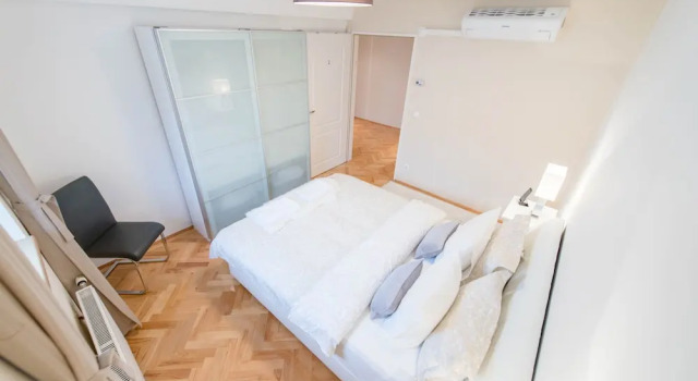Venus Apartments - Renate, Buchen Sie Ferienwohnung Budapest Zentralungarn