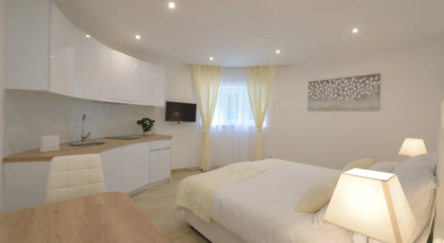 Best location Apartments, Prenota Appartamento Splitska 