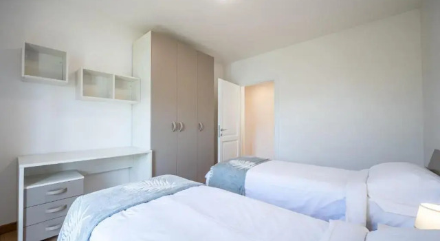 Апартаменты Stunning lake view apartment Gravedona - Larihome A27
