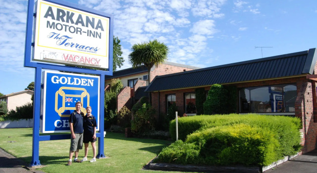 Arkana Motor Inn & Terrace Apartments, Book Apartment Mount Gambier 