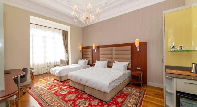 Трёхместный номер Standard Blue Gilroy Hotel