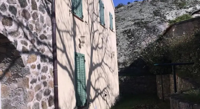 House With 3 Bedrooms in Aregno, With Wonderful sea View and Enclosed, Varaa Hotelli  