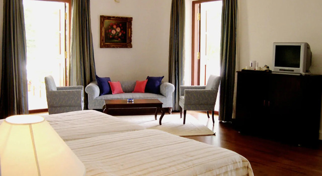 Люкс Luxury Отель Jayamahal Palace