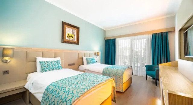 Четырёхместный люкс Aqua Fantasy Aquapark Hotel & Spa - Ultra All Inclusive