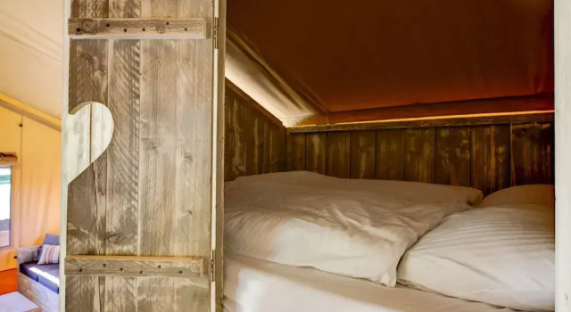 Chic Glamping Escape With Pool, Rezervovat Kemp Hotely v Salland s parkováním, Parkování