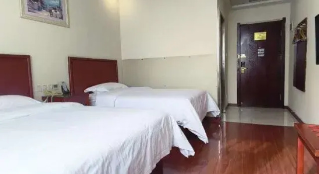 Семейный номер Standard GreenTree Inn ShanDong LiaoCheng YangGu HuangShan Road ShiZiLou Express Hotel
