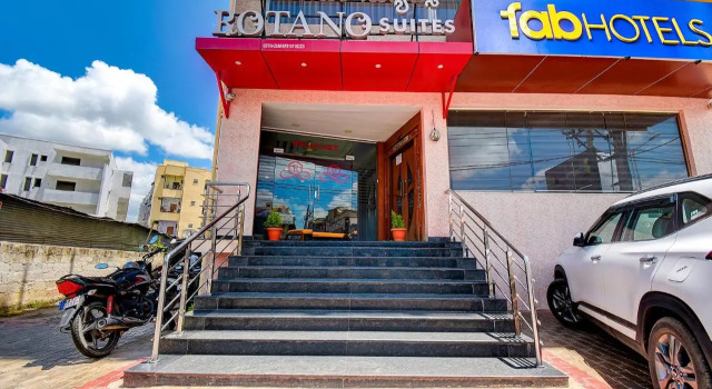 Treebo Trend Rotano Suites