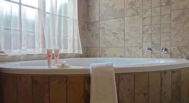 Студия Ruth Avenue Guest House