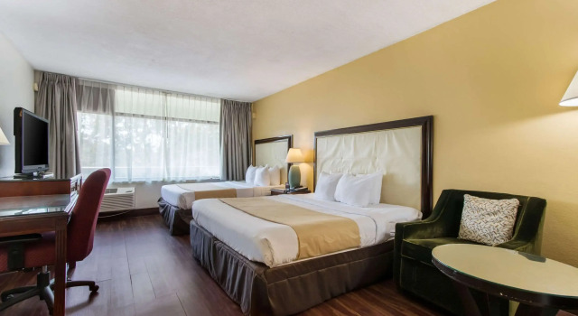 Boca By the Sea Hotel