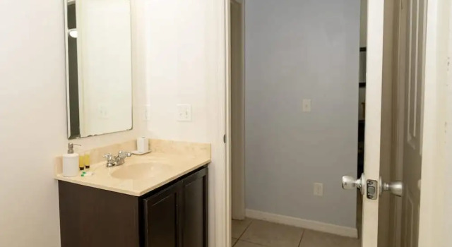 Коттедж Beautiful Vacation Home Near Disney