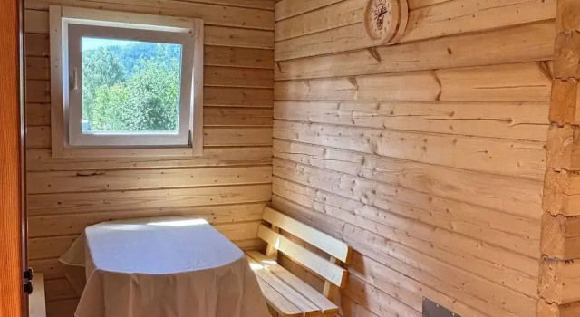 Guest house in Ust-Koksa, Boek Pension Hotels in Ust-Koksinsky Rayon met parkeren, Parkeren