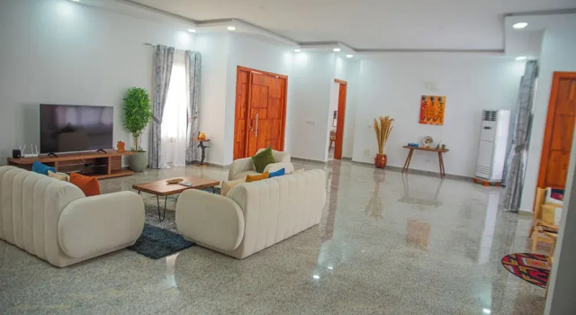 La VILLA ASILI, Boek Villa Grand-Bassam Abidjan