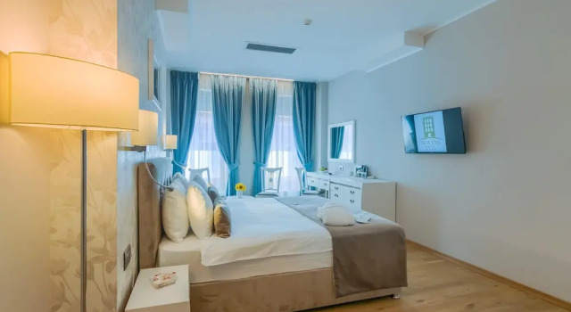 Двухместный номер Deluxe Superior New Era Hotel Old Town - parking with fee nearby - NOT at the hotel