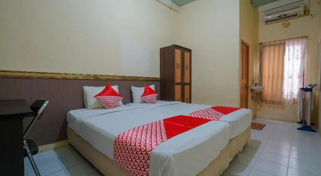OYO Life 2502 Syariah Triantama Kost, Rezerwuj Hotel Palembang Sumatra
