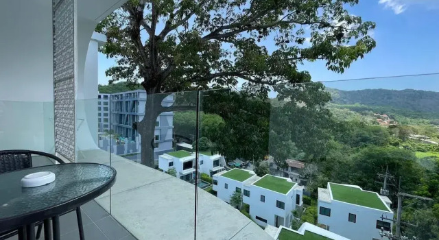 Апартаменты Comfort с балконом и с видом на горы Mountainview Apartment in Naiharn