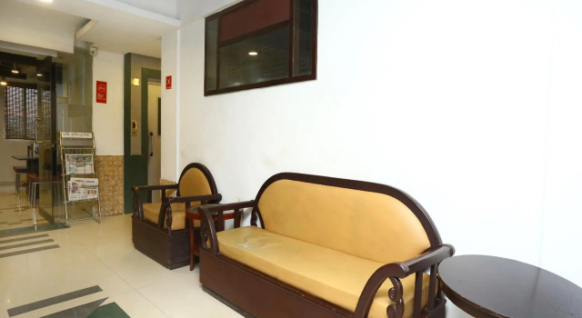 OYO 15190 Select Residency