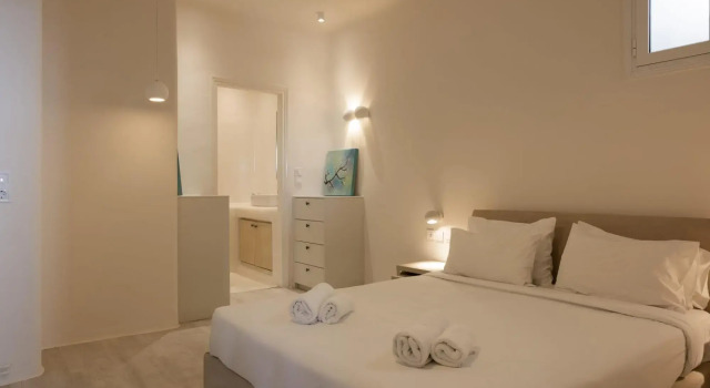 Luxury Apartment with Swimming Pool 2B