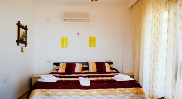Вилла с балконом Villa Amber