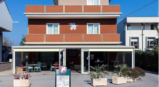 Albergo Italia, Prenota Hotel Porto Tolle 